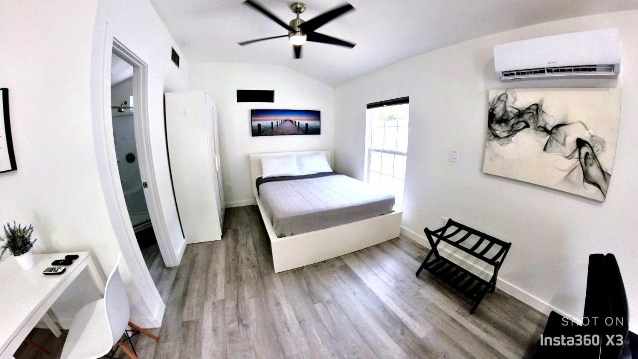 All Modern Studio With Private Entry & Parking. Brandon Dış mekan fotoğraf