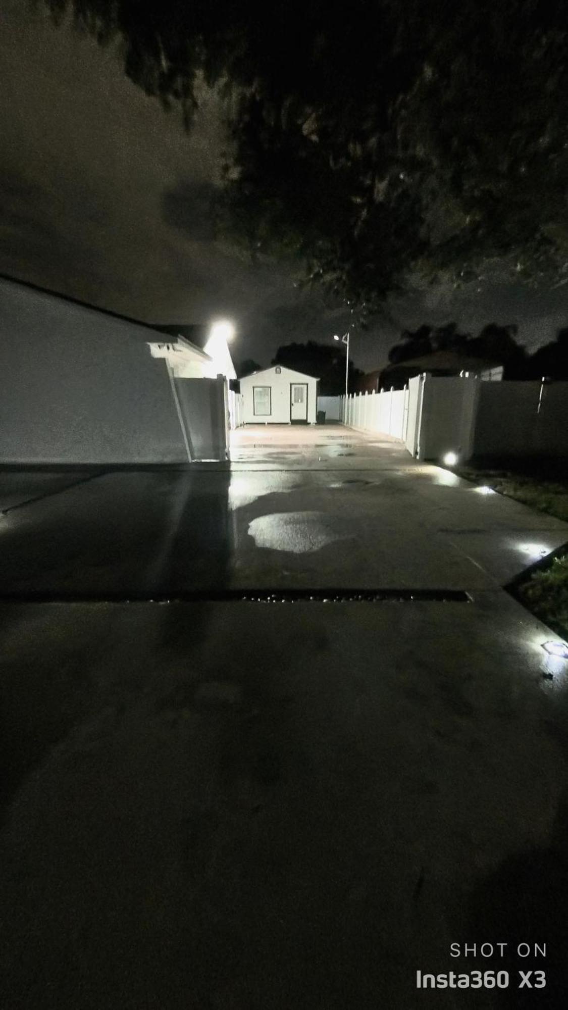 All Modern Studio With Private Entry & Parking. Brandon Dış mekan fotoğraf